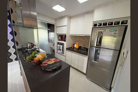 Apartamento à venda com 92m², 3 quartos e 2 vagasCozinha