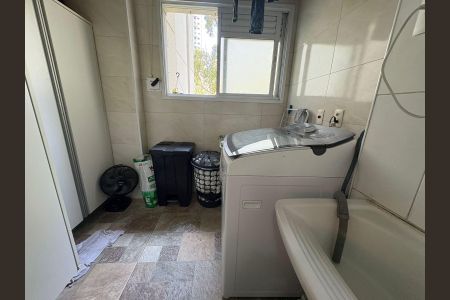 Apartamento à venda com 92m², 3 quartos e 2 vagasÁrea de serviço