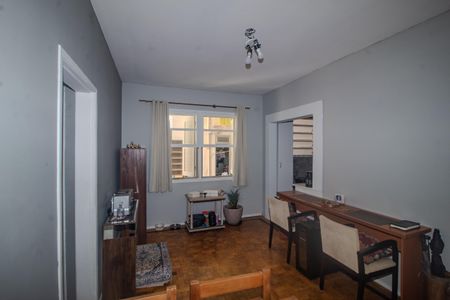 Apartamento à venda com 74m², 2 quartos e sem vagaSala