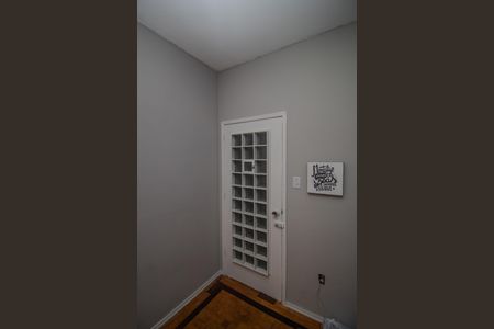 Apartamento à venda com 74m², 2 quartos e sem vagaSala