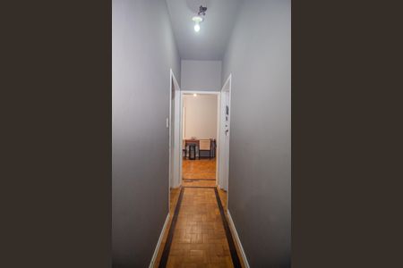 Apartamento à venda com 74m², 2 quartos e sem vagaCorredor