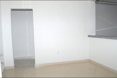 Sala de casa para alugar com 2 quartos, 100m² em Ribeiro de Abreu, Belo Horizonte