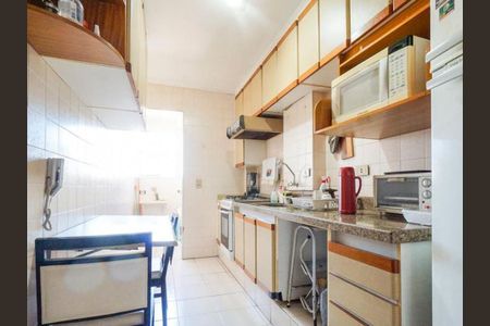 Apartamento à venda com 72m², 3 quartos e sem vaga