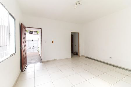 Casa para alugar com 125m², 3 quartos e 2 vagas Casa para alugar com 125m², 3 quartos e 2 vagasSala