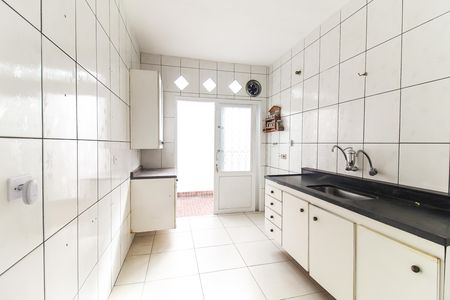 Casa para alugar com 125m², 3 quartos e 2 vagas Casa para alugar com 125m², 3 quartos e 2 vagasCozinha