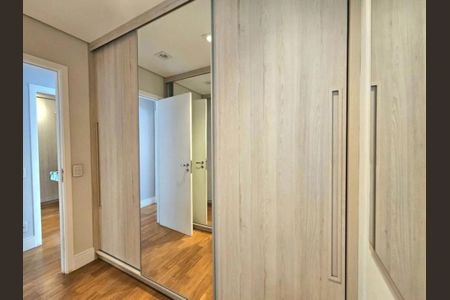 Apartamento à venda com 147m², 3 quartos e 2 vagasFoto 02