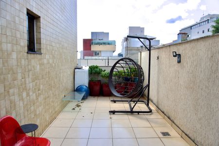 Apartamento para alugar com 108m², 2 quartos e 3 vagas Apartamento para alugar com 108m², 2 quartos e 3 vagasÁrea Externa