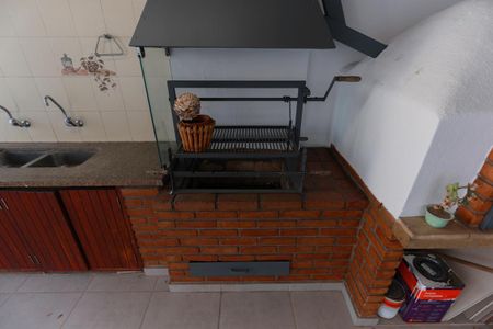 Casa à venda com 411m², 4 quartos e 3 vagasChurrasqueira