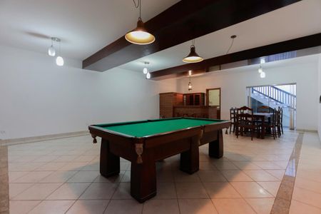 Casa à venda com 411m², 4 quartos e 3 vagasSalão de festas