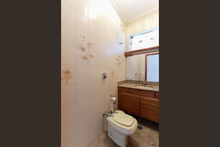 Casa à venda com 411m², 4 quartos e 3 vagasLavabo da sala de estar