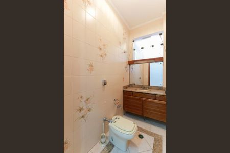 Casa à venda com 411m², 4 quartos e 3 vagasLavabo do salão de festas