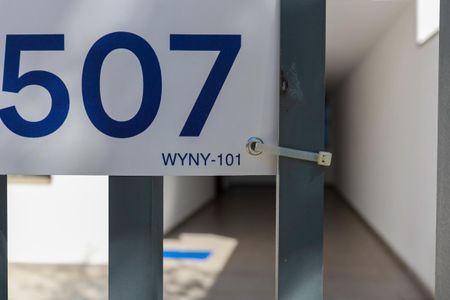 Casa à venda com 411m², 4 quartos e 3 vagasWYNY-101