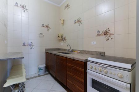 Casa à venda com 411m², 4 quartos e 3 vagasCozinha de apoio