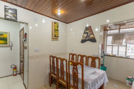 Apartamento à venda com 110m², 2 quartos e 2 vagasCozinha