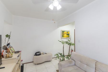 Apartamento à venda com 110m², 2 quartos e 2 vagasSala