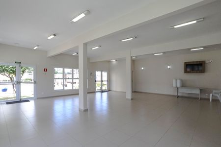 Apartamento para alugar com 68m², 2 quartos e 1 vagaÁrea Comum