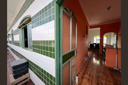 Casa à venda com 3 quartos, 400m² em Santa Terezinha, Belo Horizonte