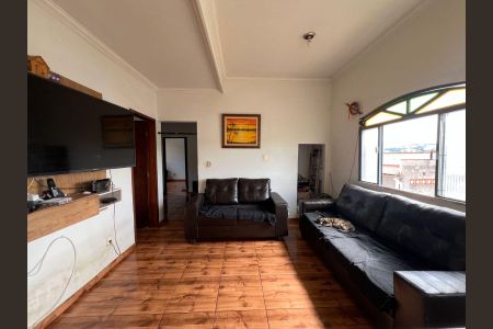 Casa à venda com 400m², 3 quartos e 2 vagas