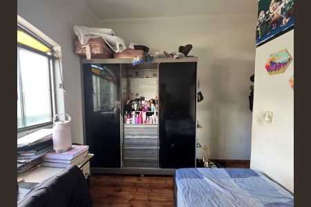 Casa à venda com 400m², 3 quartos e 2 vagas