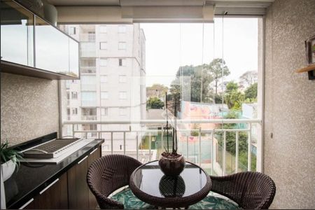 Apartamento à venda com 78m², 3 quartos e 1 vaga Apartamento à venda com 78m², 3 quartos e 1 vagaVaranda
