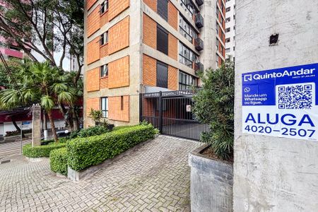 Apartamento para alugar com 40m², 1 quarto e 1 vagafachada do predio
