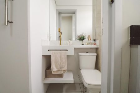 Apartamento à venda com 108m², 3 quartos e 2 vagasBanheiro de serviço