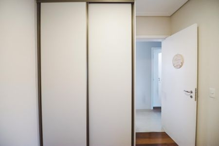 Apartamento à venda com 108m², 3 quartos e 2 vagasQuarto 1