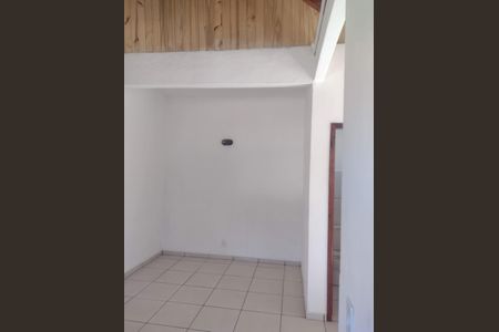 Casa para alugar com 40m², 1 quarto e sem vagaSala / Quarto