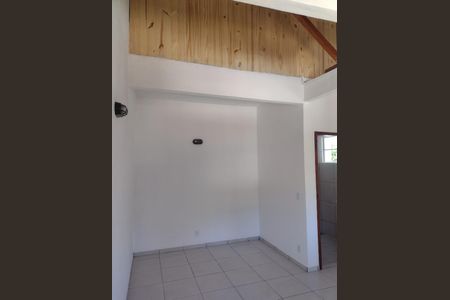 Casa para alugar com 40m², 1 quarto e sem vagaSala / Quarto