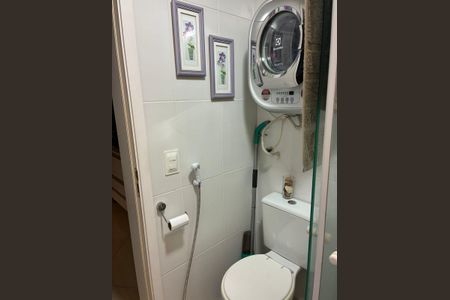 Banheiro de apartamento à venda com 1 quarto, 31m² em Panamby, São Paulo