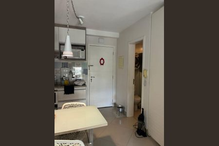 Cozinha de apartamento à venda com 1 quarto, 31m² em Panamby, São Paulo