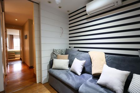 Apartamento à venda com 126m², 3 quartos e 3 vagas Apartamento à venda com 126m², 3 quartos e 3 vagasSala de TV