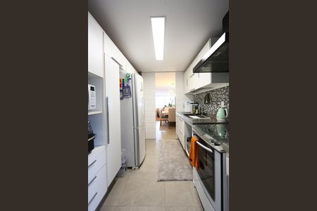 Apartamento à venda com 126m², 3 quartos e 3 vagas Apartamento à venda com 126m², 3 quartos e 3 vagasBanheiro