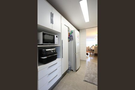 Apartamento à venda com 126m², 3 quartos e 3 vagas Apartamento à venda com 126m², 3 quartos e 3 vagasBanheiro
