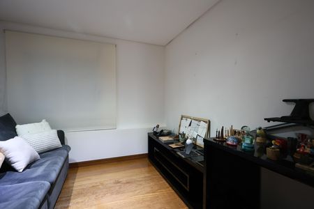 Apartamento à venda com 126m², 3 quartos e 3 vagas Apartamento à venda com 126m², 3 quartos e 3 vagasSala de TV