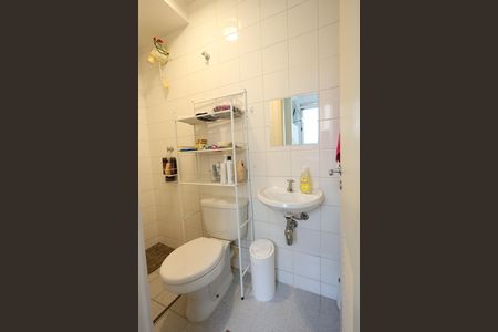 Apartamento à venda com 126m², 3 quartos e 3 vagas Apartamento à venda com 126m², 3 quartos e 3 vagasÁrea de Serviço