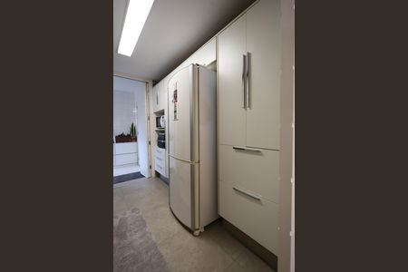 Apartamento à venda com 126m², 3 quartos e 3 vagas Apartamento à venda com 126m², 3 quartos e 3 vagasBanheiro