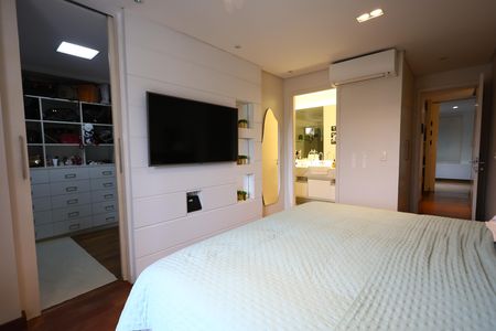 Apartamento à venda com 126m², 3 quartos e 3 vagas Apartamento à venda com 126m², 3 quartos e 3 vagassuíte