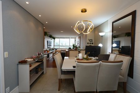 Apartamento à venda com 126m², 3 quartos e 3 vagas Apartamento à venda com 126m², 3 quartos e 3 vagasSala de Jantar