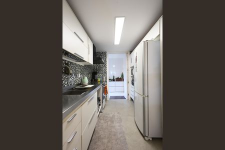 Apartamento à venda com 126m², 3 quartos e 3 vagas Apartamento à venda com 126m², 3 quartos e 3 vagasBanheiro