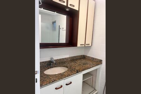 Foto 03 de apartamento para alugar com 3 quartos, 80m² em Jardim Luanda, São Paulo