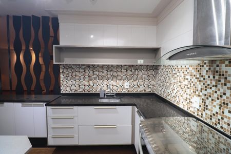 Apartamento à venda com 105m², 3 quartos e 2 vagasCozinha - Armários