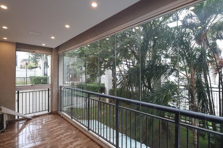 Apartamento à venda com 105m², 3 quartos e 2 vagasVaranda 