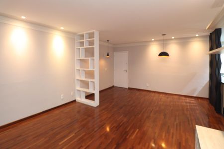 Apartamento à venda com 105m², 3 quartos e 2 vagasSala 