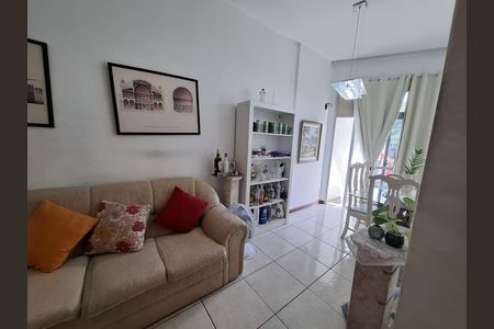 Apartamento à venda com 54m², 1 quarto e 1 vagaSala