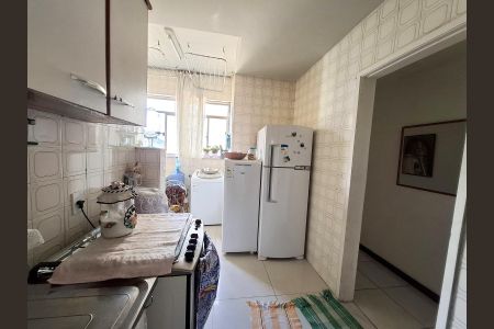 Apartamento à venda com 54m², 1 quarto e 1 vagaCozinha