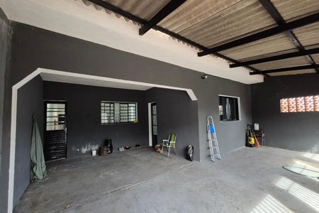 Casa à venda com 250m², 4 quartos e 1 vaga Casa à venda com 250m², 4 quartos e 1 vagaFachada do Prédio