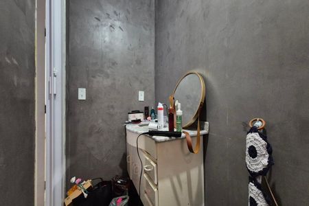 Casa à venda com 250m², 4 quartos e 1 vaga Casa à venda com 250m², 4 quartos e 1 vagaBanheiro da Suíte
