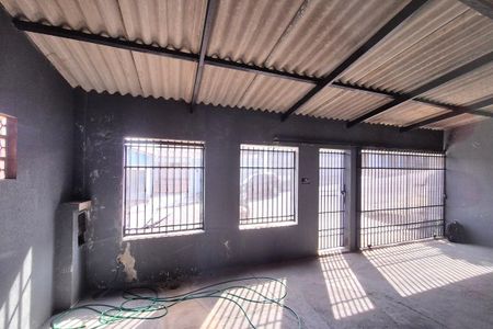 Casa à venda com 250m², 4 quartos e 1 vaga Casa à venda com 250m², 4 quartos e 1 vagaVista da Sala