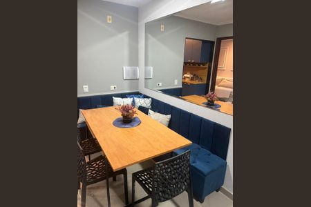 Sala de apartamento à venda com 2 quartos, 76m² em Jardim do Vovô, Campinas